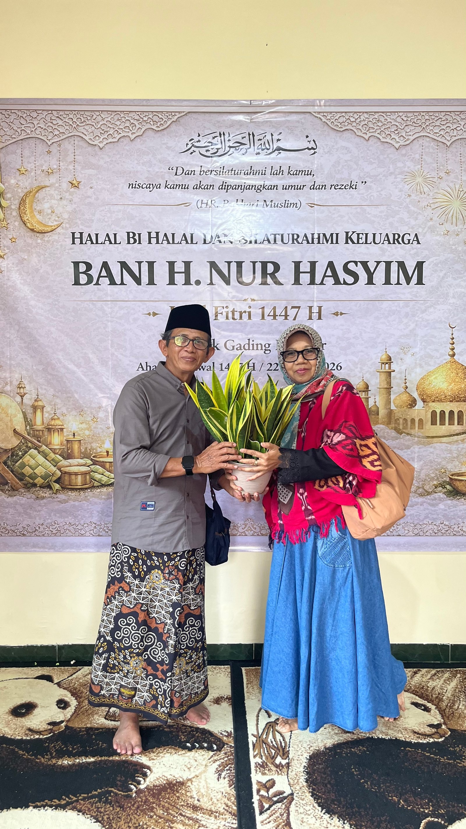 Bapak Ahmad Ghufron dan Ibu Peni